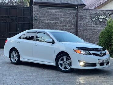 toyota camry 2018: Toyota Camry: 2012 г., 2.5 л, Автомат, Газ, Седан