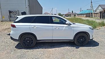 cha: Changan CS75 Plus: 2025 г., 1.5 л, Робот, Бензин, Кроссовер — 4