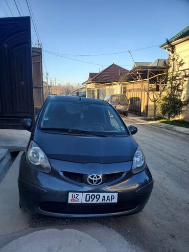 продаю тоета: Toyota Aygo: 2008 г., 1 л, Механика, Бензин, Хэтчбэк