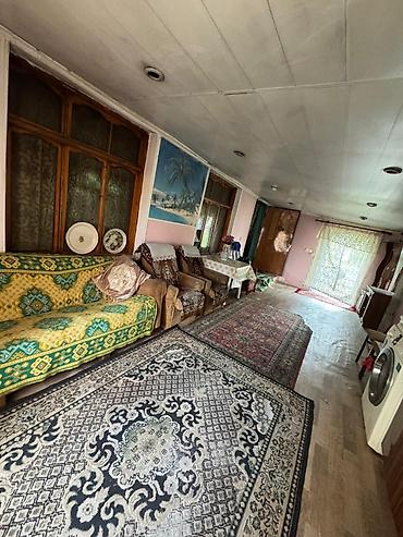 Həyət evləri və villaların satışı: Satılır: Həyət evi - Geniş planlı birmərtəbəli ev, ayrı-ayrı böyük — 14