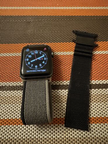 Продаю Apple Watch 3 оригинал, хорошее состояние, батарея держит, в