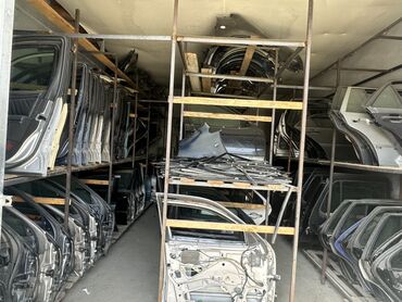 Другие детали кузова: Авторазбор .Ош .продаем Автомобильные Запчастей различных марок и — 11