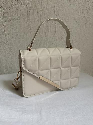 ea7 jakne: Elegantna ženska torbica – bež/ivory nijansa - Materijal — 1