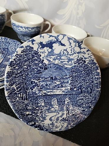 Ostali antikviteti: Solje engleske za kafu,caj Crown Ducal iz 70ih.god. Solje engleske — 16