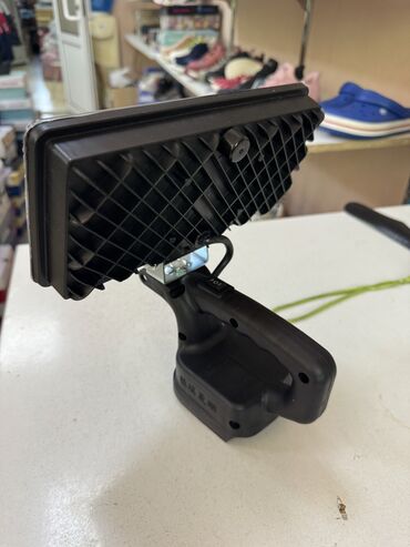 Прожекторы: Лед прожектор LED, насадка на любую макита makita батарейку — 19