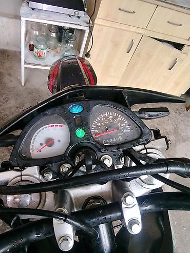 Эндуро/кросс мотоцикл 250 см³ - Двигатель: одноцилиндровый 4‑тактный