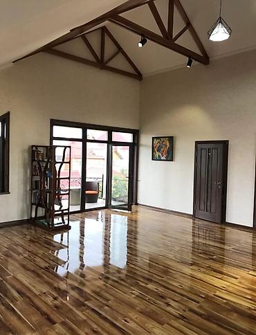 Долгосрочная аренда домов: 600 м², 8 комнат — 4