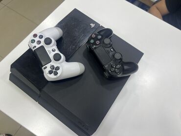 PS4 (Sony PlayStation 4): Продается PS4 fat 500 gb. Пользовались аккуратно, полностью в