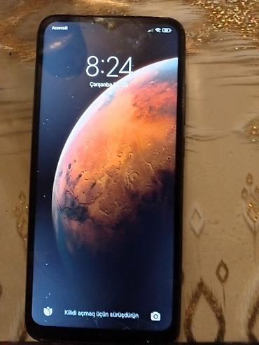 huawei komputer qiymeti: Xiaomi 32 GB, rəng - Qara, 
 İki sim kartlı — 1