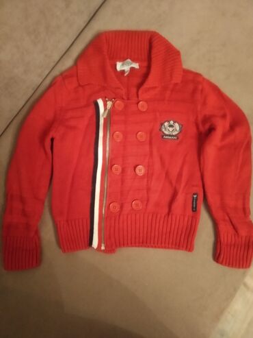 пиджак красный: Классная кофта плотная качественная на мальчика 4-5 лет отлично