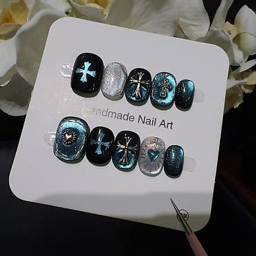 sat prsten: Ručno rađene presovane nokti-tipse – kolekcija “Teal Galaxy” - Set — 6