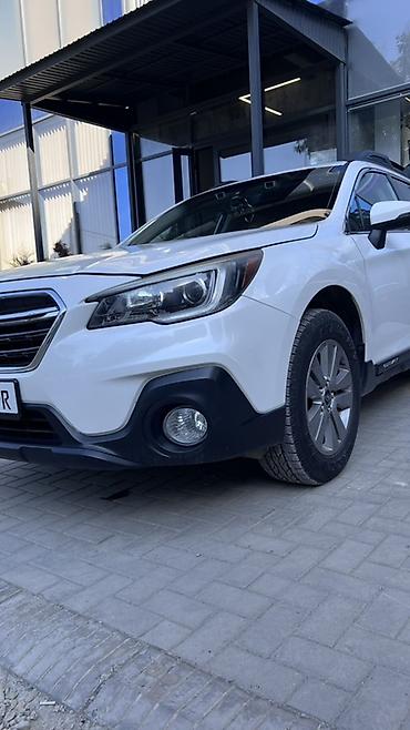 Subaru: Subaru Outback: 2018 г., Вариатор, Универсал — 2
