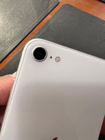 Apple iPhone: IPhone SE 2020, Ağ, Barmaq izi — 4