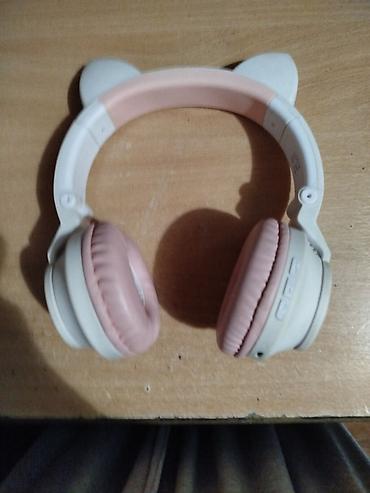 samsung buds plus: Беспроводные накладные наушники, Borofone, Б/у — 3
