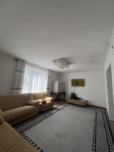 дом участок кызыл аскер: 100 м², 5 комнат, С мебелью, Кухонная мебель
