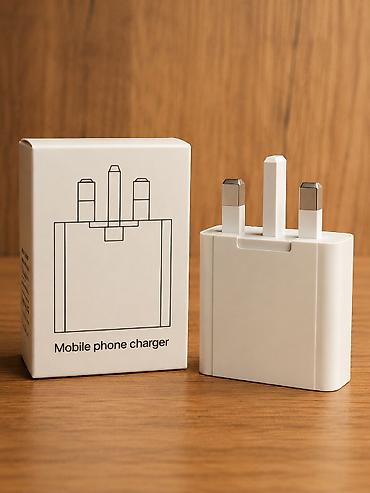 ipohone 18: Kateqoriya: Adapterlər Brend: X-Inova Model: 18W 3 pin Təsvir — 1