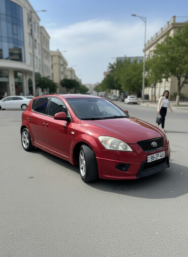 Kia: Kia Ceed: 1.4 l | 2007 il Hetçbek — 3