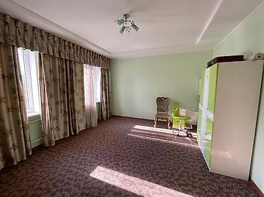 Долгосрочная аренда домов: 300 м², 7 комнат — 5