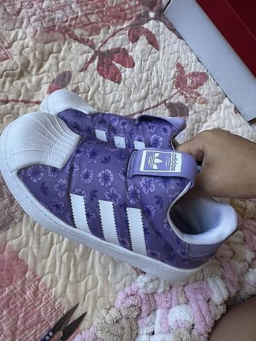 krosovka: Adidas Originals Superstar Slip-On uşaq krossovkaları
Ölçü 34 — 2