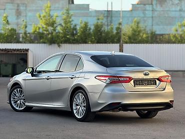 corolla 2004: Toyota Camry: 2019 г., 2.5 л, Автомат, Гибрид, Седан — 3