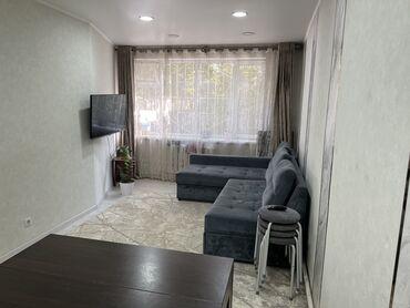 квартира робочи городок: 3 комнаты, 88 м², Индивидуалка, 1 этаж, Косметический ремонт