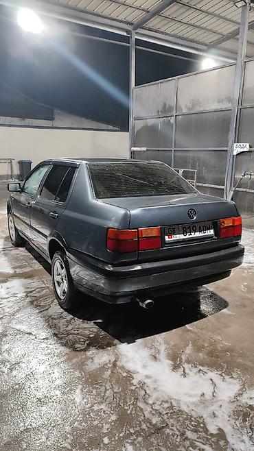 Volkswagen: Volkswagen Vento: 1993 г., 1.8 л — 12