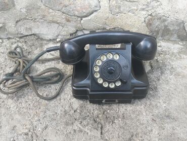 Стационарные телефоны: Telefon stalin dovru 1953 il ela veziyetde tam ishlek di