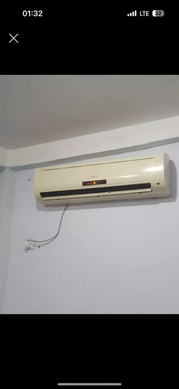 z flip 6: Kondisioner Airwell, 40-45 kv. m