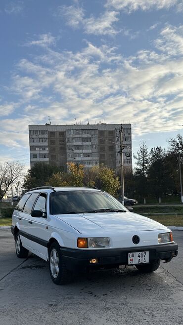 голы 3 универсал: Volkswagen Passat: 1991 г., 2 л, Механика, Бензин, Универсал