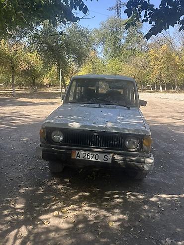 fj cruser: Продаётся рамный внедорожник 5‑дверный, серебристый — 2