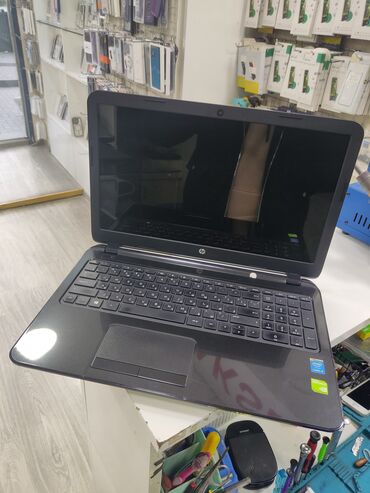 HP: HP 16 ", Intel Core i5, 128 GB, Ünvandan götürmə