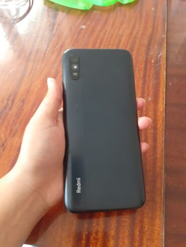 telefon satışı işlənmiş: Xiaomi Redmi 9A, 32 GB, rəng - Qara, 
 İki sim kartlı