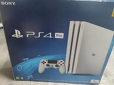 xbox бу: Продаю PS4 Pro (белая) в идеальном состоянии. Цена 27000 сом - — 2