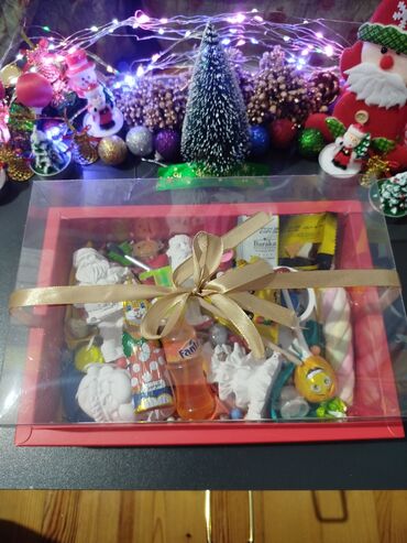 Hədiyyələr: Hər birinin Qiyməti 10 manat olan Rənglənən Gips Gift Boxlarla — 2