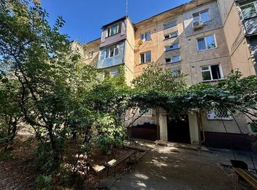 1 комнатная квартира 8 мкр: 1 комната, 59 м², 104 серия, 1 этаж, Евроремонт