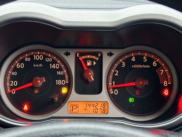 Nissan: Nissan Note: 2007 г., 1.5 л, Вариатор, Бензин, Хэтчбэк — 5