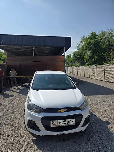 трекер авто: Chevrolet Spark: 2017 г., 1 л, Автомат, Бензин, Хэтчбэк — 1