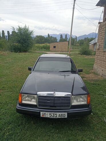 Транспорт: Mercedes-Benz 230: 1988 г., 2.3 л, Автомат, Бензин, Седан