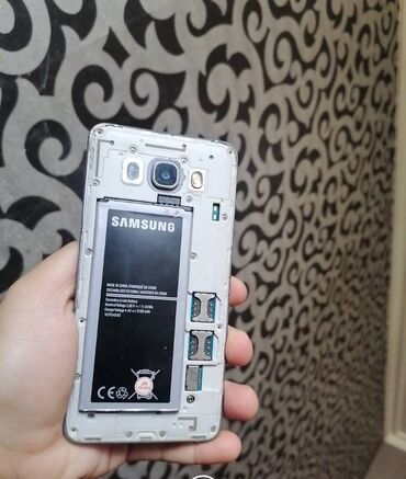 Samsung: Samsung Galaxy J5 2016, 16 GB, rəng - Qara, Zəmanət, Kredit, Qırıq