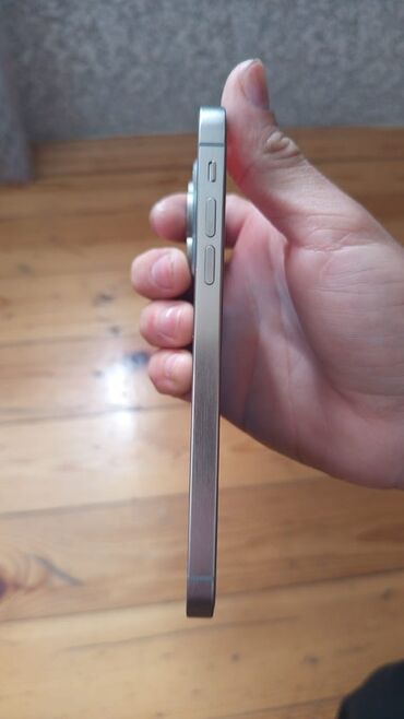 Apple iPhone: IPhone 11, 128 GB, Gümüşü, Face ID