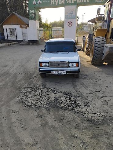 daf tandem: ВАЗ (ЛАДА) 2107: 2002 г., Механика, Седан — 1
