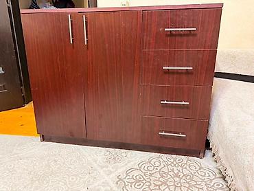 Mebel: Komod və şkaf kombinasiyası Qiyməti razılıq etmək olar. İşlək