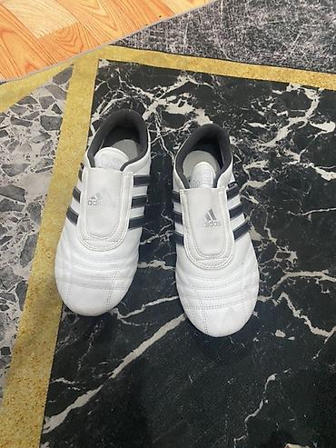 кросы: Кроссовки Adidas оригинал - Модель: Adidas с закрытой шнуровкой под — 2