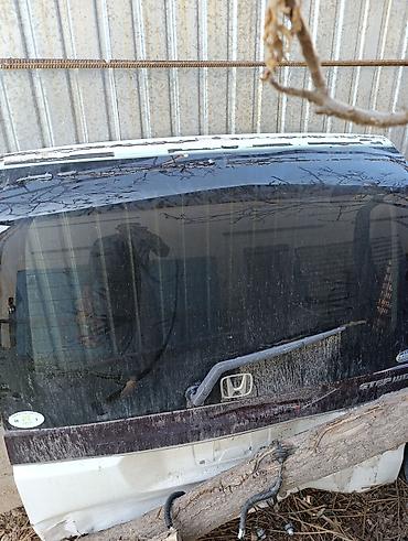Заднее лобовое стекло для Honda Stepwgn. цена договорная