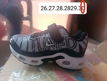 Decije TN Nike
Dostupni brojevi su na slikama
Cena 3100 din