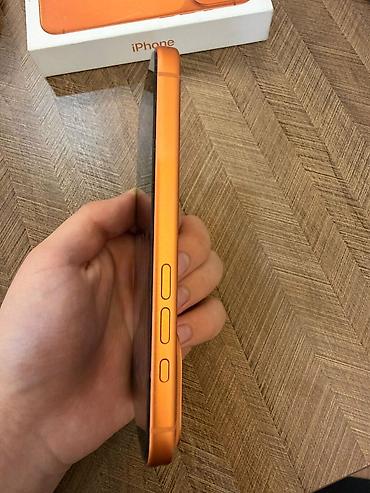 Apple iPhone: IPhone 17 Pro, Б/у, 256 ГБ, Оранжевый, Защитное стекло, Чехол, Коробка, 100 % — 4