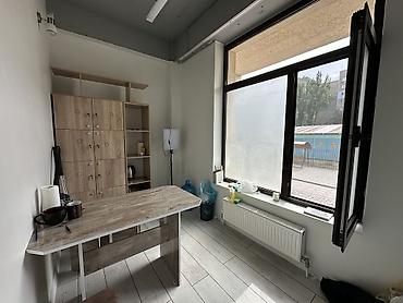 центральная: Массажный кабинет, 120 м², 6 комнат, Без оборудования,Отдельный вход — 4
