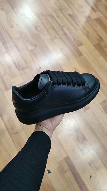 кроксы маквин: Кроссовки, 39, Alexander McQueen, Б/у, цвет - Черный, Самовывоз — 1