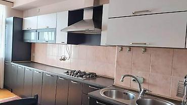 Mətbəx mebeli: Laminat mdf mətbəx mebeli satılır. 7.50 metrdən çoxdur. Ünvan Bakı — 1