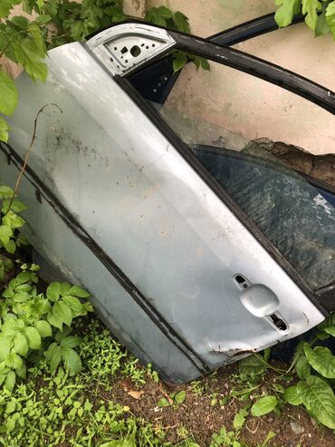 тайота карола 2004: Усилитель бампера Задний Toyota, Б/у, Оригинал